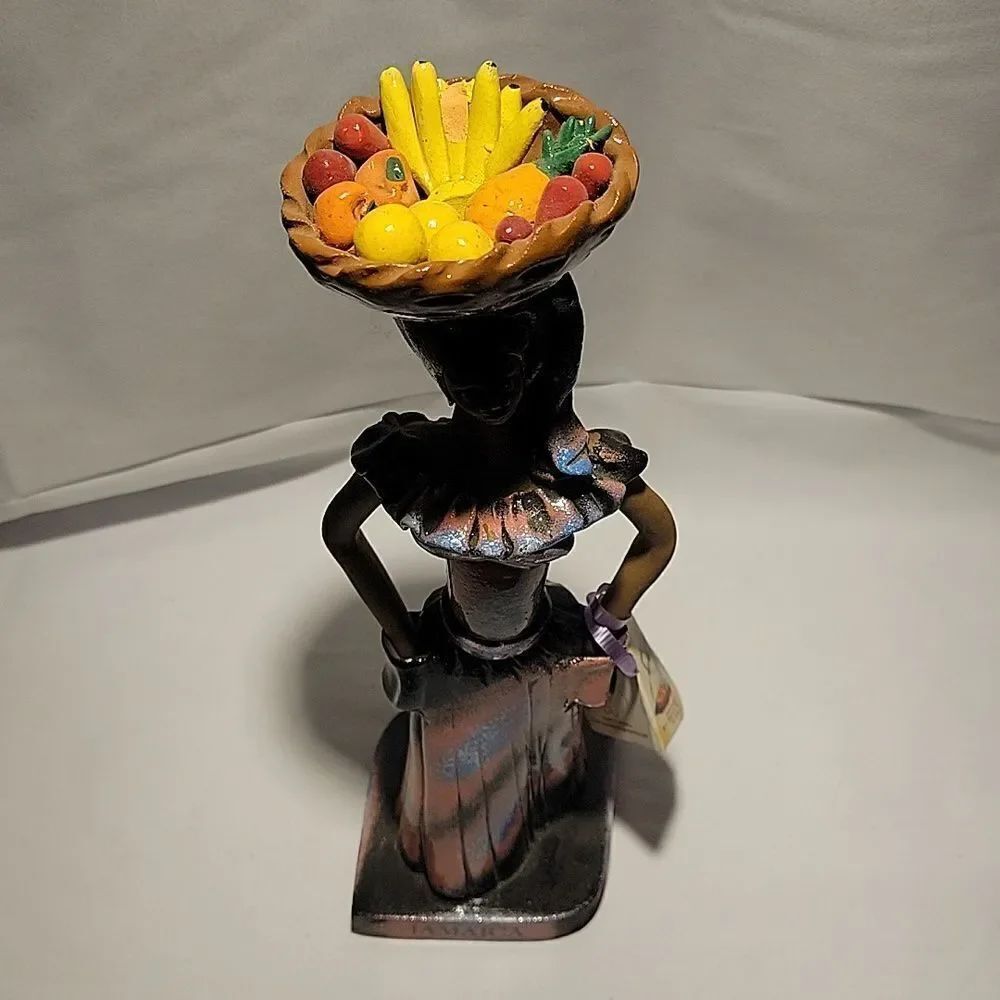12" Frazers ceramic statue - Picture 2 of 4